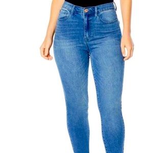DG2 Diane Gilman Stretch Signature UltraSkinny Jean Midtone 775635V